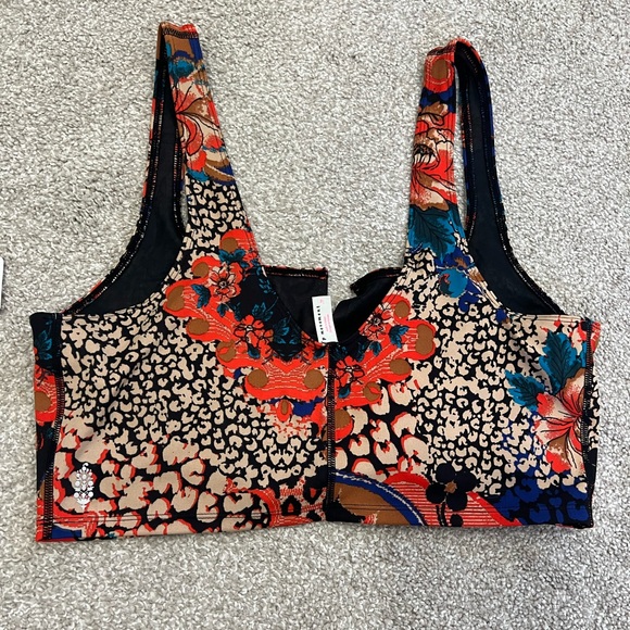 NWT FREE PEOPLE SPORTS BRA - Picture 3 of 7